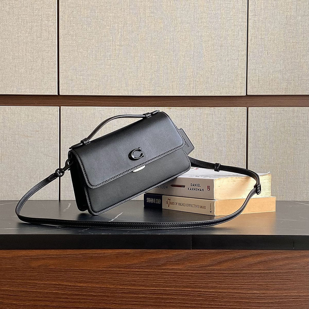 COACH Black Women Shoulder bag CR707 MW / BLACK