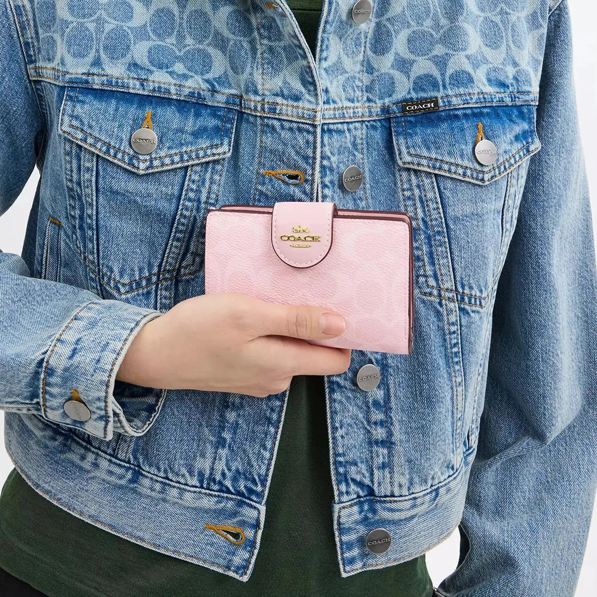 COACH Women’s Signature Bifold Wallet CW786 IMPO