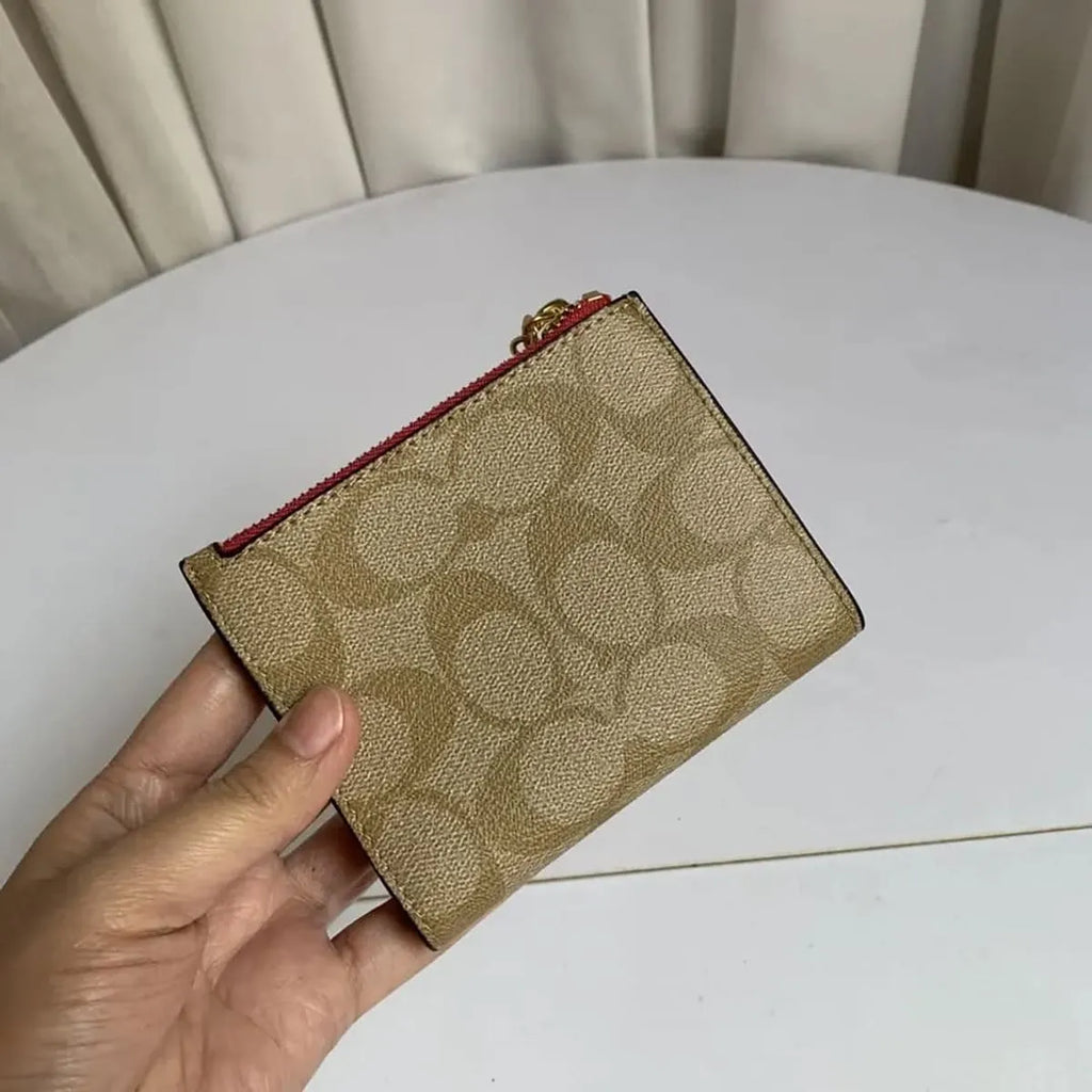 COACH Women’s Signature Canvas Card Holder 78002