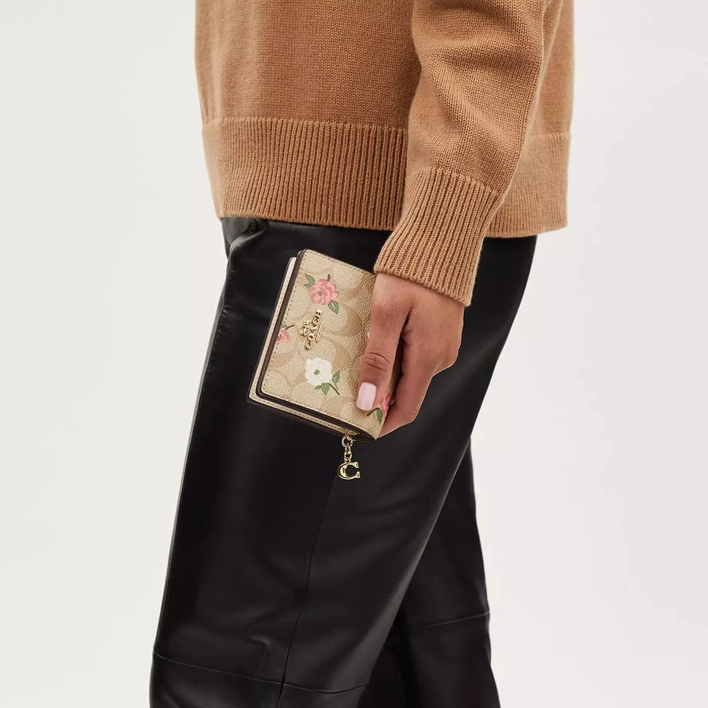 COACH Women’s Floral Print Signature Canvas Snap Wallet CR969-IMOTV