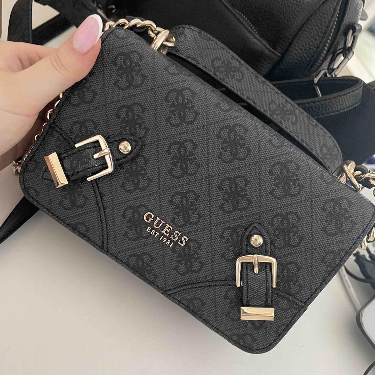 Guess Coal Black Women Crossbody Bag Hwsg87 44780 Black