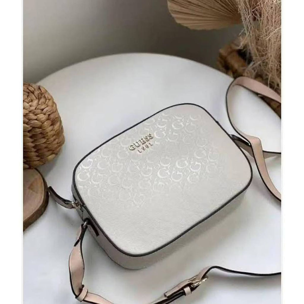 Guess White Women Crossbody Bag H2000029517624