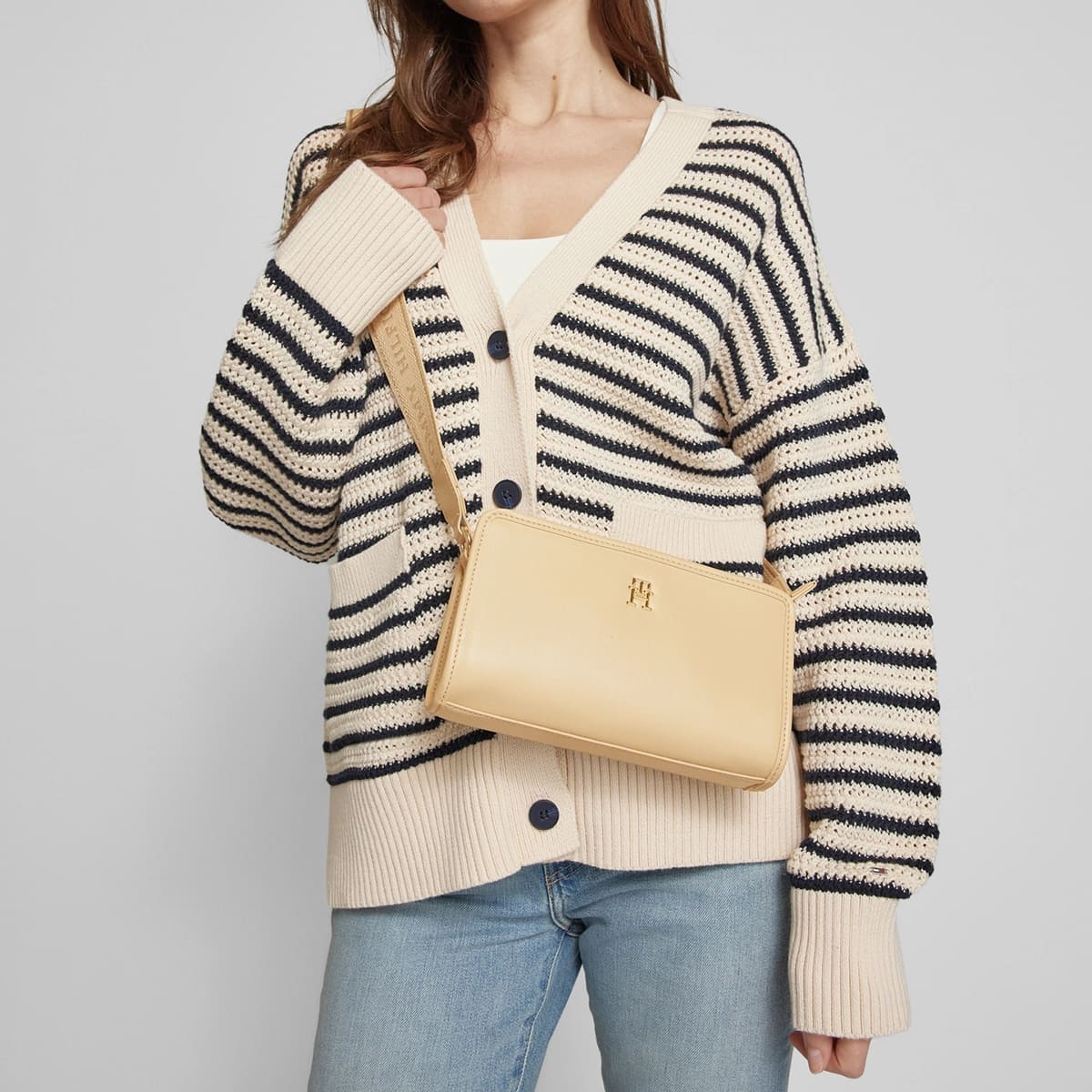 Tommy Hilfiger Beige Women Cross Body Bag Aw0Aw16163