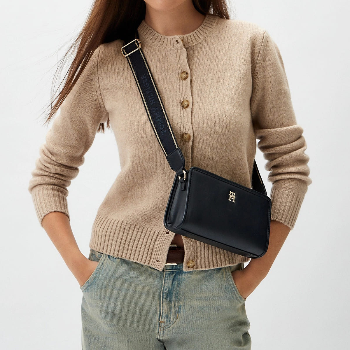 Tommy Hilfiger Black Women Cross Body Bag Aw0Aw16163
