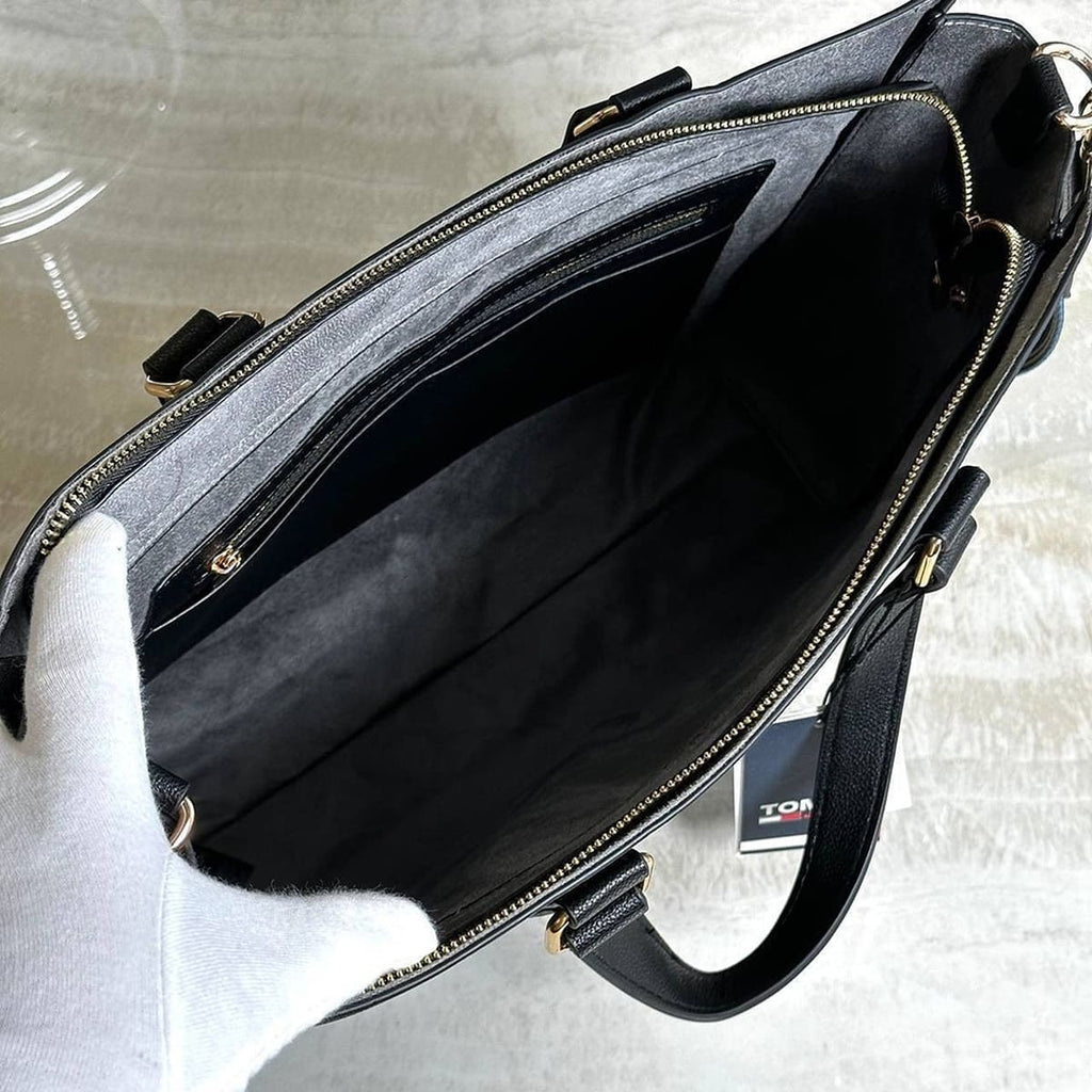 Tommy Hilfiger Black Women Handbag Aw0Aw11181