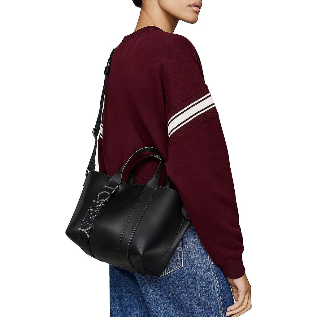 Tommy Hilfiger Black Women Shoulder Handbag Aw0Aw17049