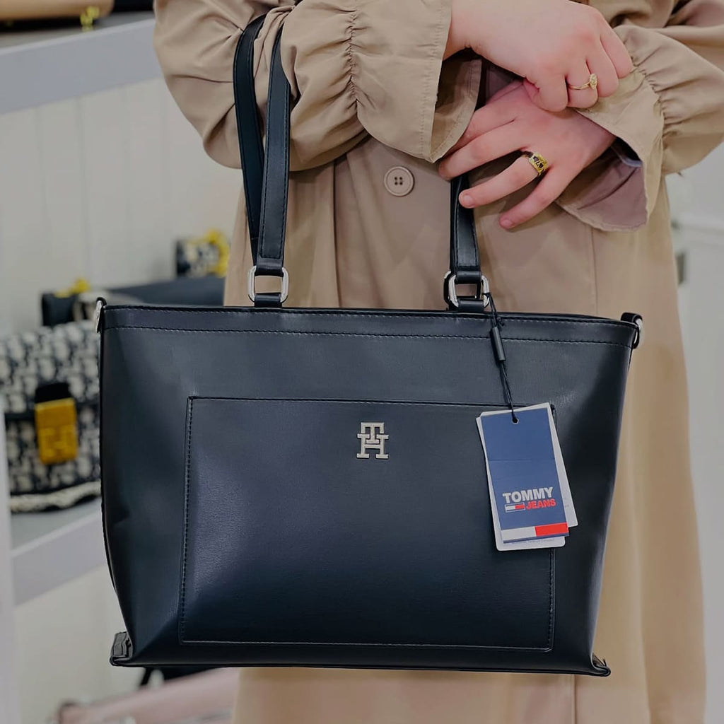 Tommy Hilfiger Black Women Tote Bag Handbags