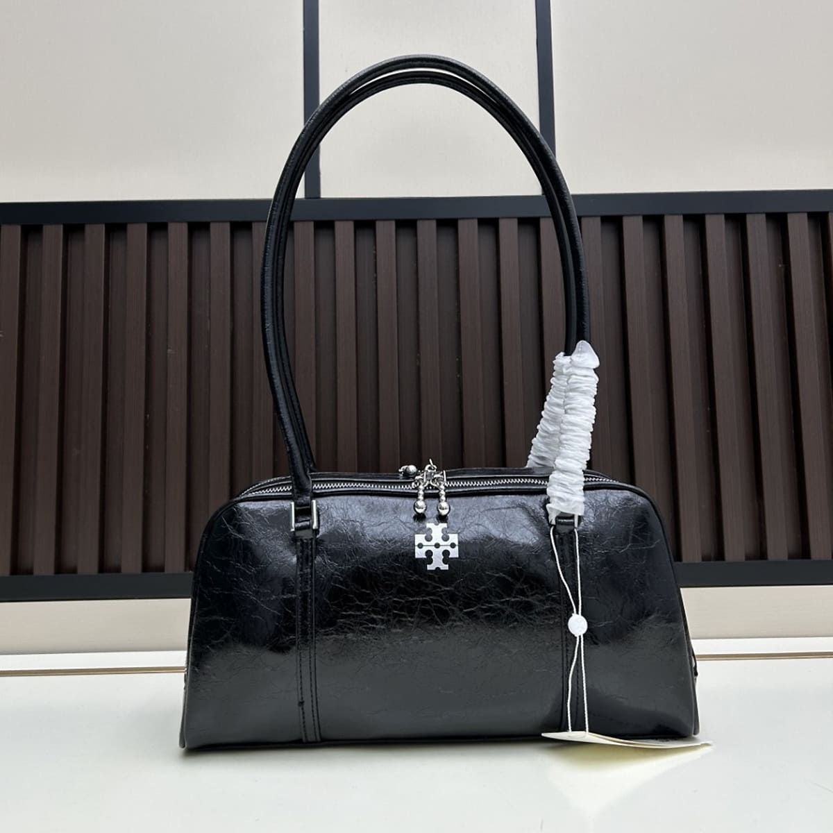 Tory Burch Black Women Shoulder Bag 163622 001